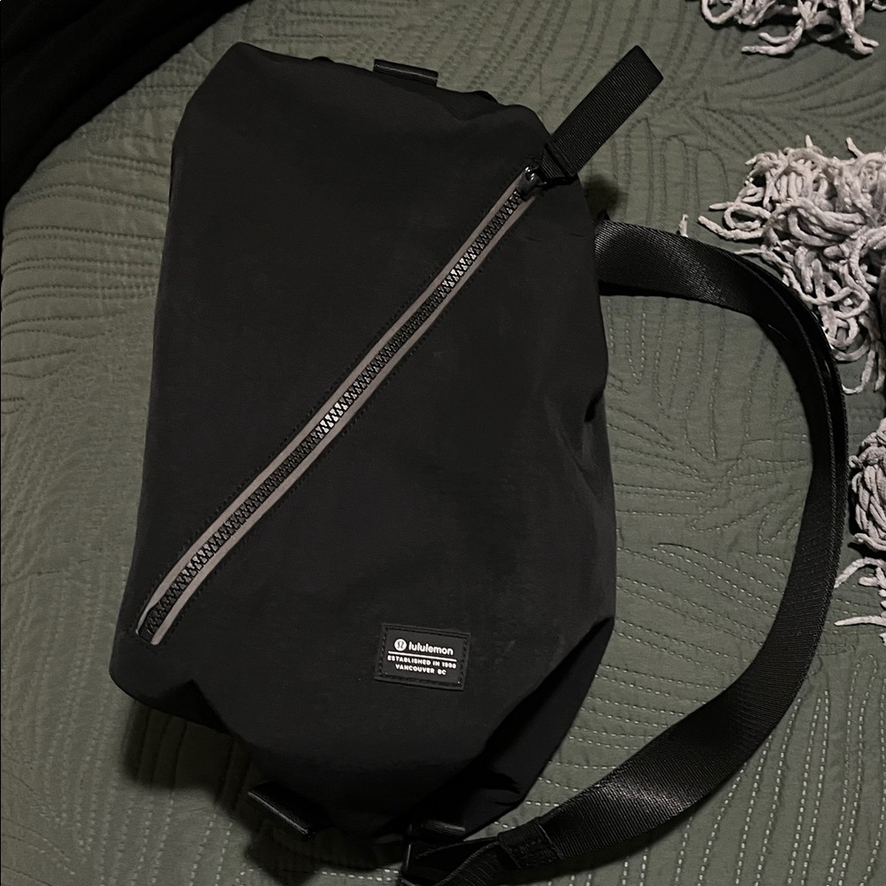 lululemon athletica Black Belt Bag